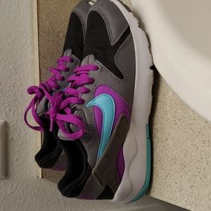 Nike girl  hurachies